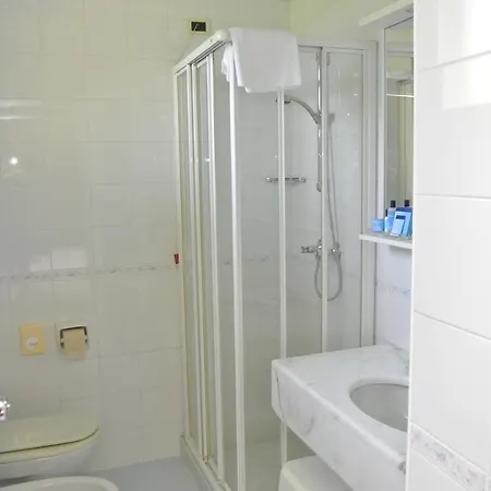 Garden Otel 4*